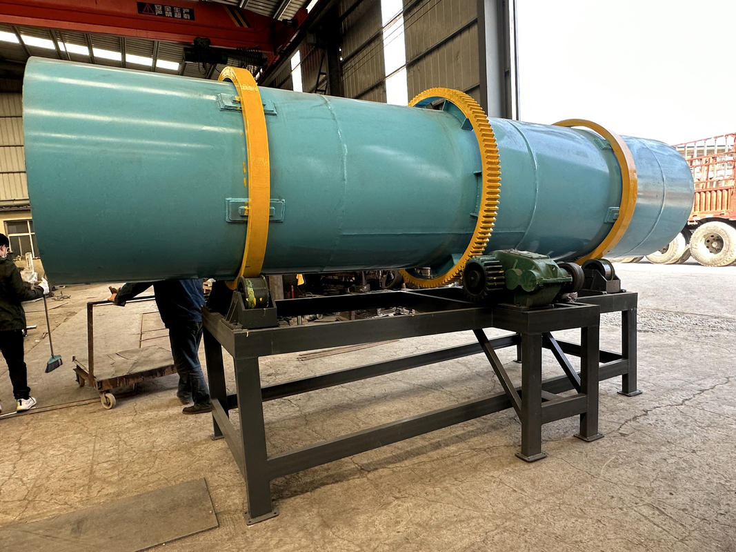De filmcoatingsmachine heeft een capaciteit van 1-5 ton en is blauw van kleur.