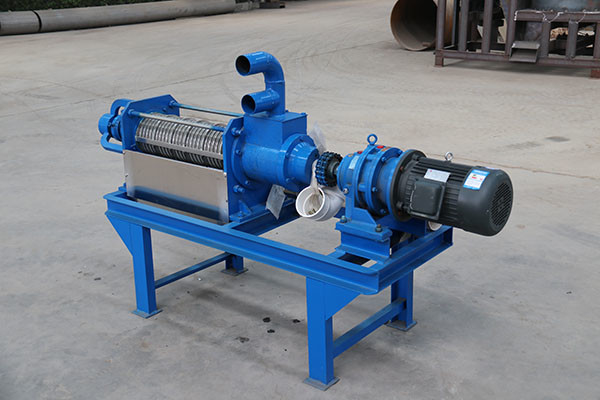 4-25 T/H aangepaste dierlijke koeienmestseparator met 7,5 kW pompvermogen