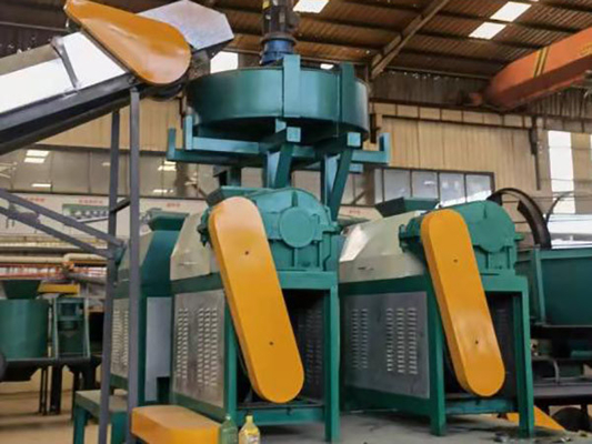 1 NPK meststofproductielijn met 18,5 kW vermogen en 1-2 ton capaciteit per uur